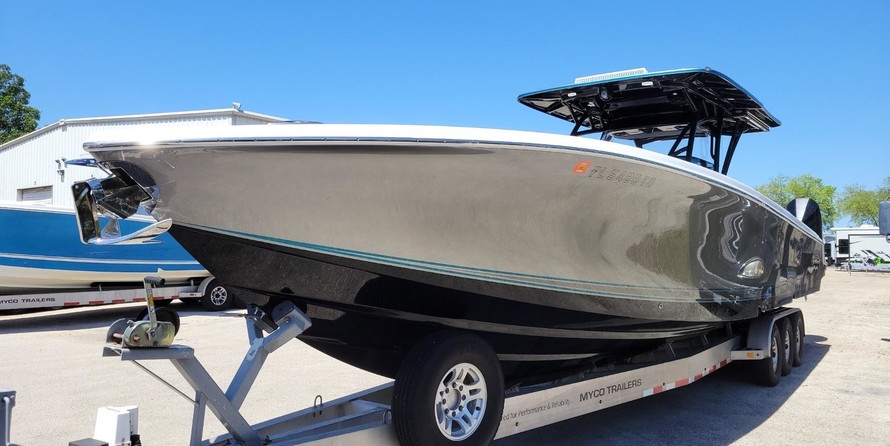 Nor-Tech 390 Sport Center Console