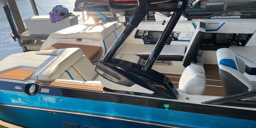 Super Air Nautique G23