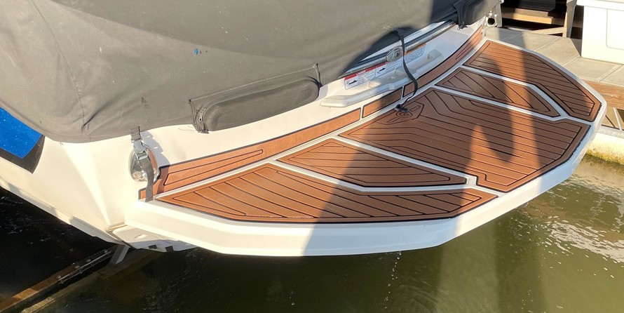 Super Air Nautique G23