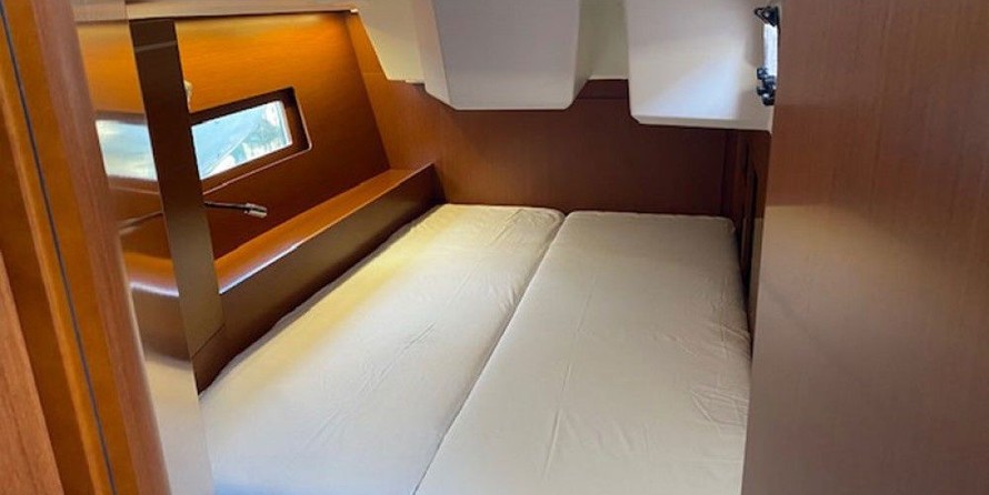 Beneteau Oceanis 41.1