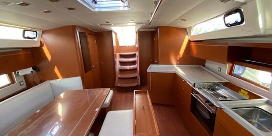 Beneteau Oceanis 41.1