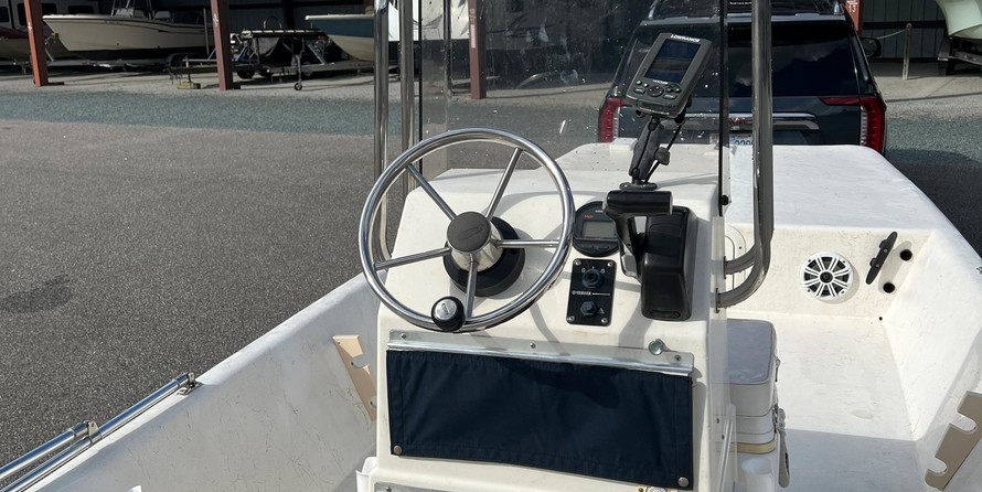 Jones Brothers Bateau 17