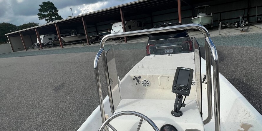 Jones Brothers Bateau 17