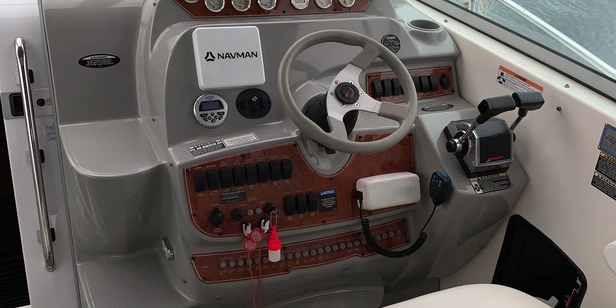 Bayliner 325 Cruiser