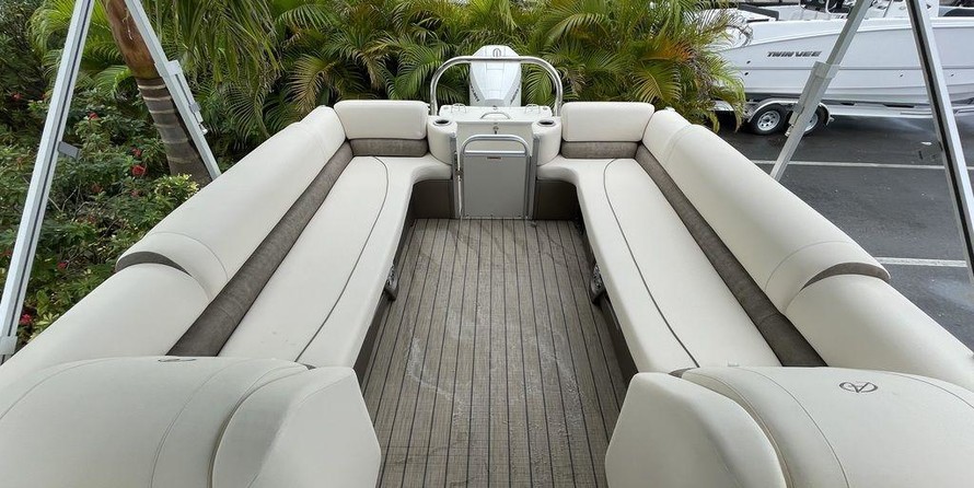 Avalon catalina 25 rf