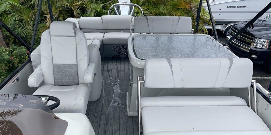 Avalon catalina 25 rf