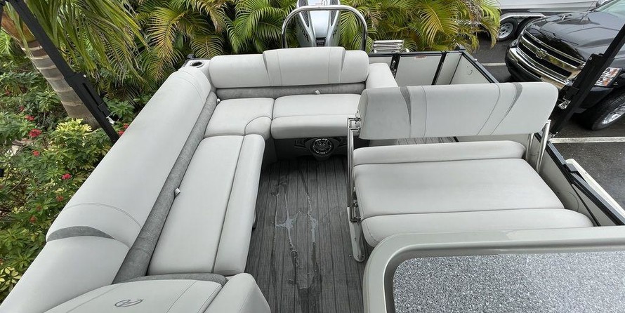 Avalon catalina 25 rf
