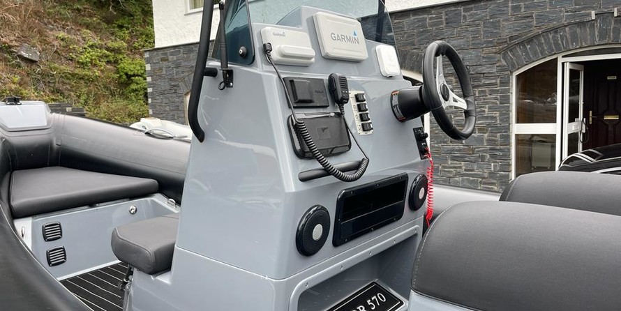 Brig Navigator 570