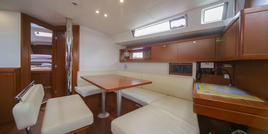 Beneteau Oceanis 45