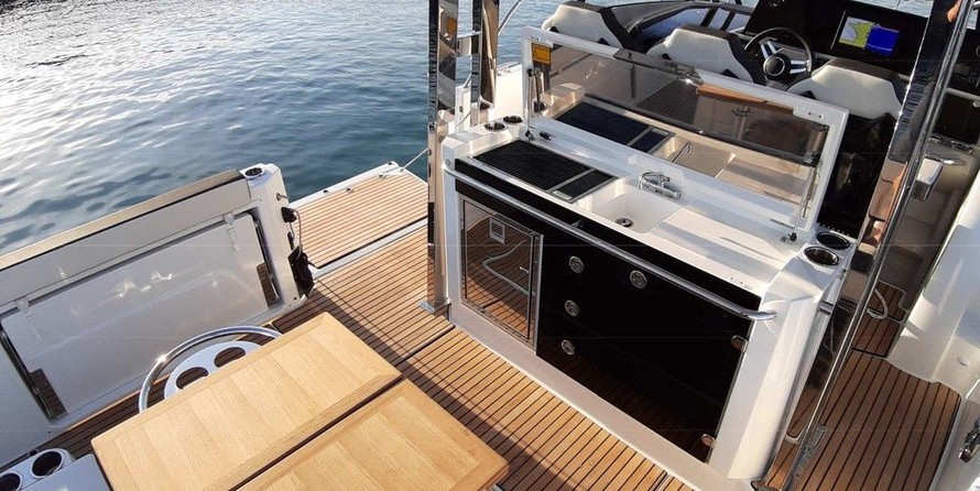 Jeanneau Cap Camarat 10.5 WA