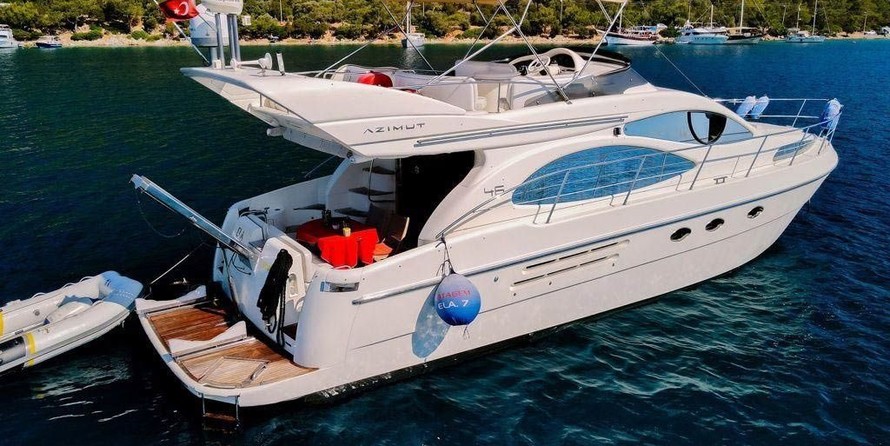 Azimut 46