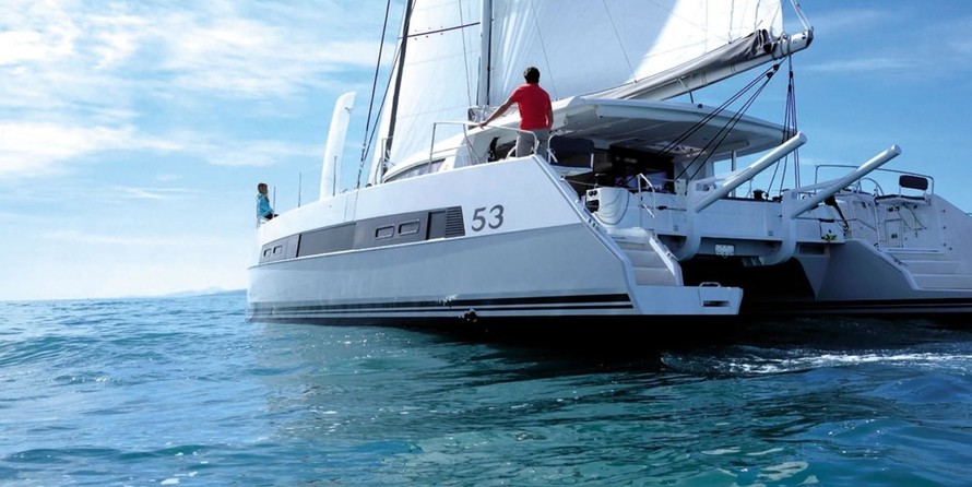 Catana 53