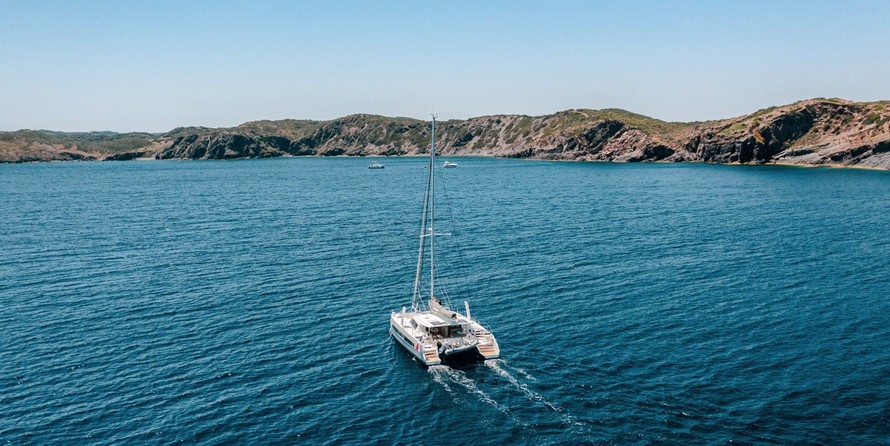 Catana 53