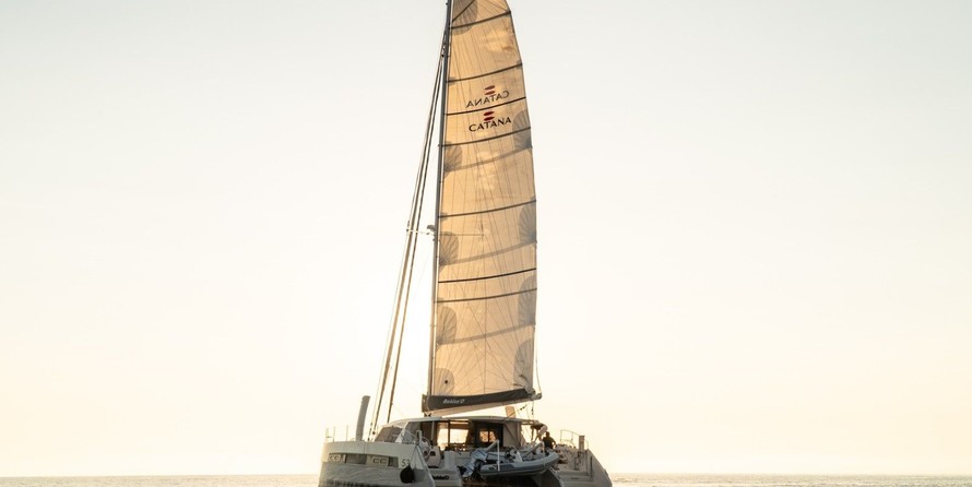 Catana 53