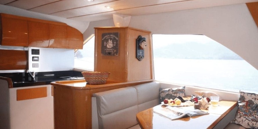 Ocean yachts 55 sunliner