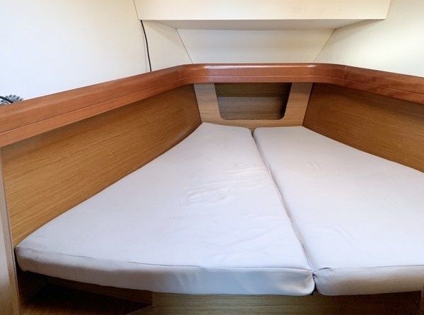 Jeanneau Sun Odyssey 42