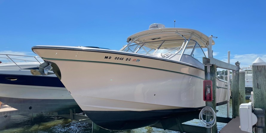 Grady-White Freedom 335