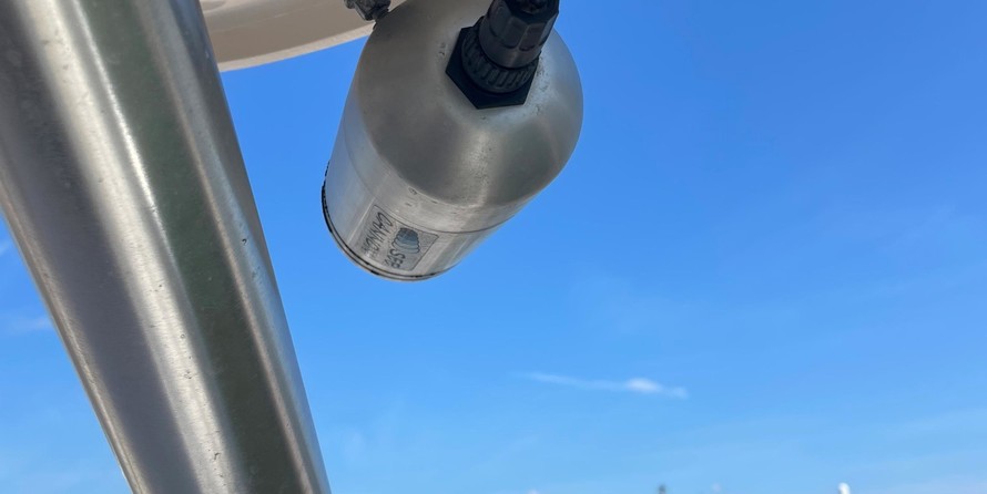 Grady-White Freedom 335