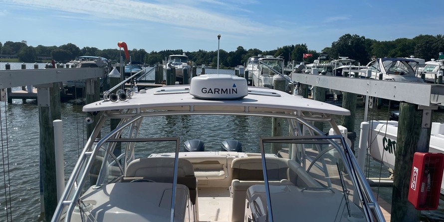 Grady-White Freedom 335