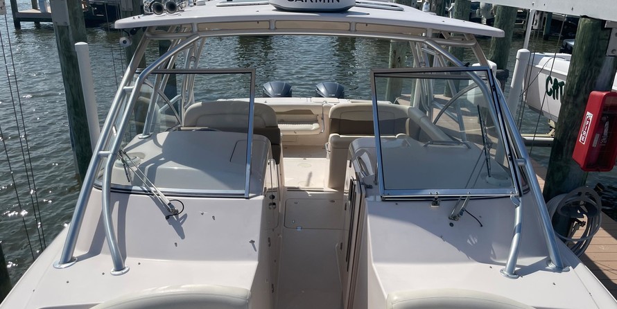 Grady-White Freedom 335