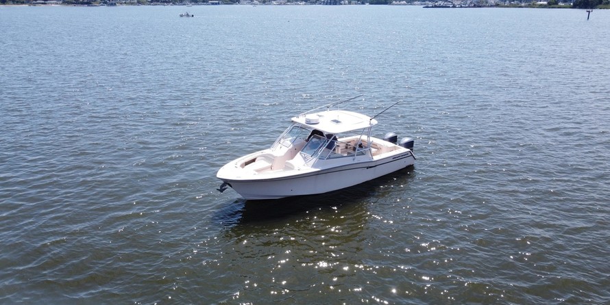Grady-White Freedom 335
