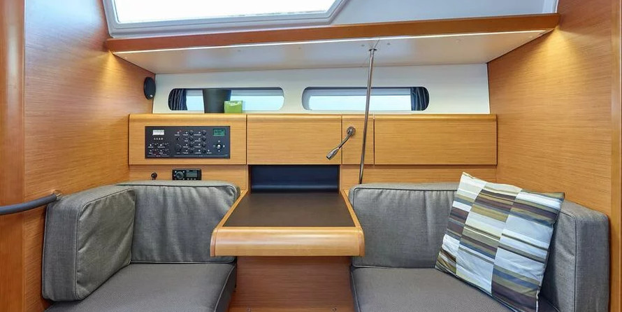Jeanneau Sun Odyssey 410