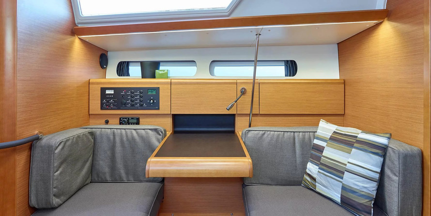 Jeanneau Sun Odyssey 410