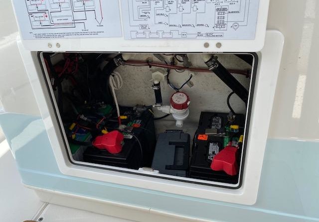 Ranger boats 2400 bay