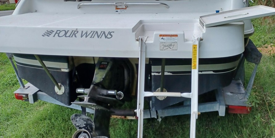 Four winns 200 horizon