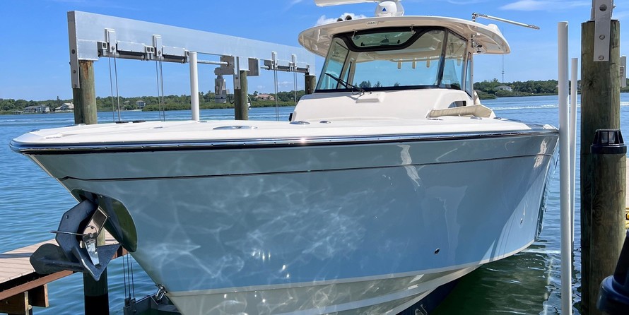 Grady-White Canyon 376