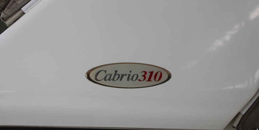 Larson Cabrio 310