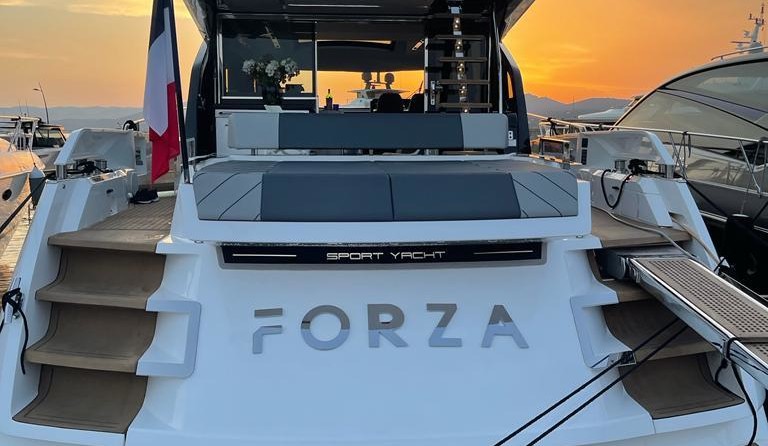 Sunseeker 65 SPORT YACHT