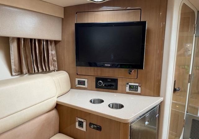 Formula 350 Sun Sport