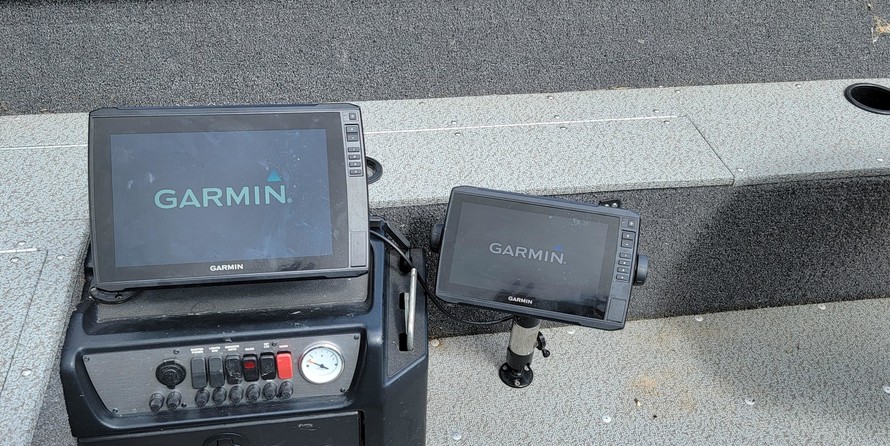 Lund Boats 1650 Rebel XS SS