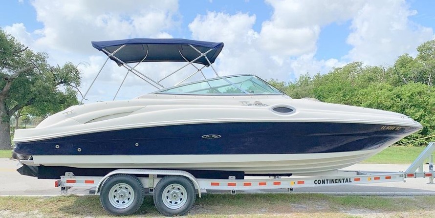 Sea Ray 270 SUNDECK