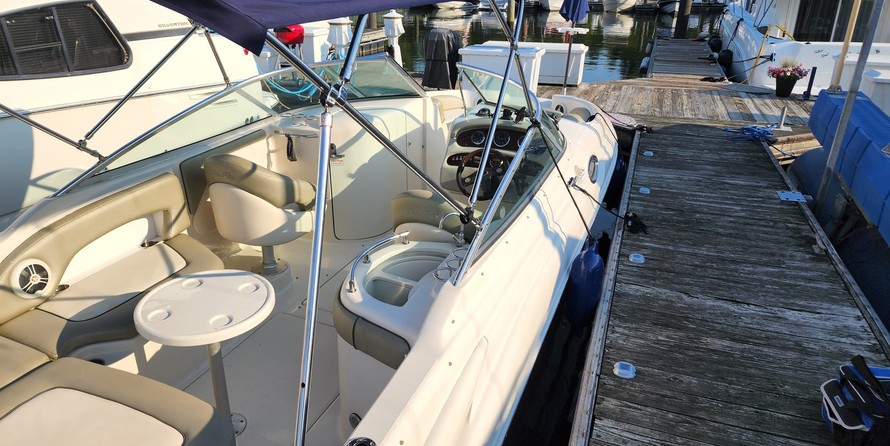 Sea Ray 270 SUNDECK