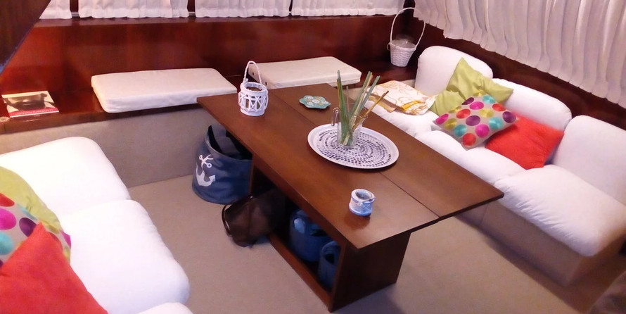 60 x 16 tri-toon passenger vessel