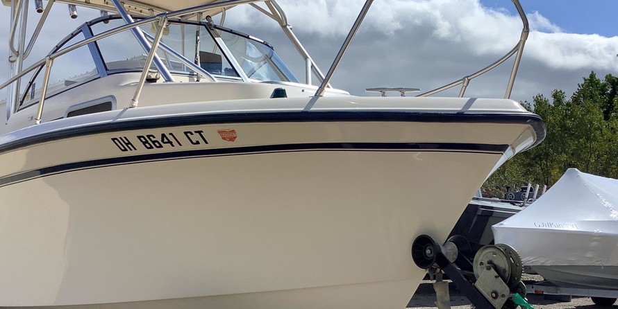 Grady-White Adventure 208