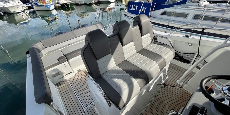 Jeanneau Cap Camarat 9.0 CC