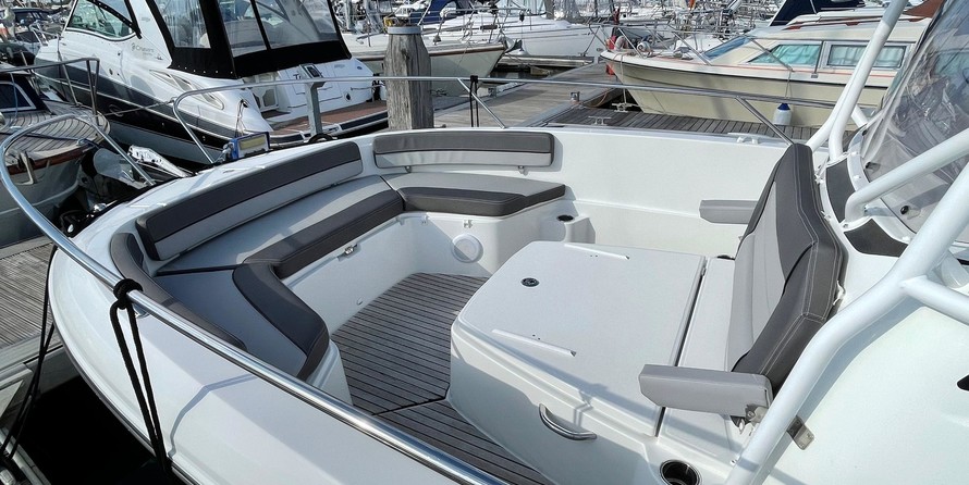 Jeanneau Cap Camarat 9.0 CC