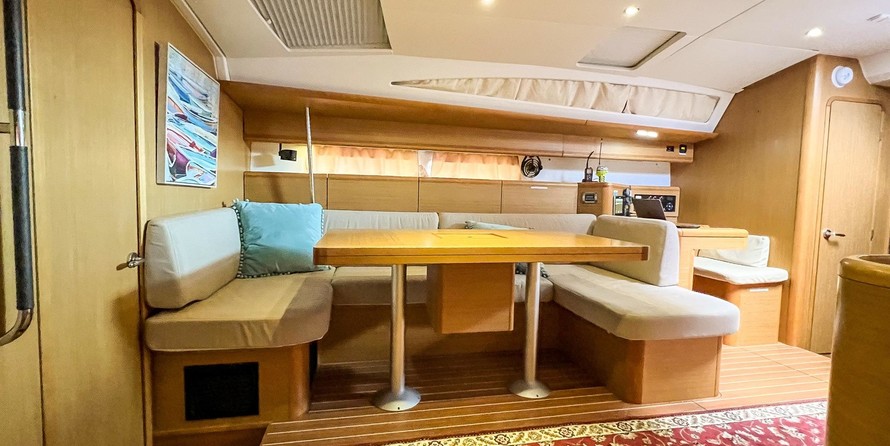 Jeanneau 53
