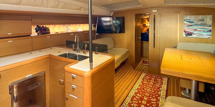 Jeanneau 53