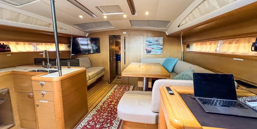 Jeanneau 53
