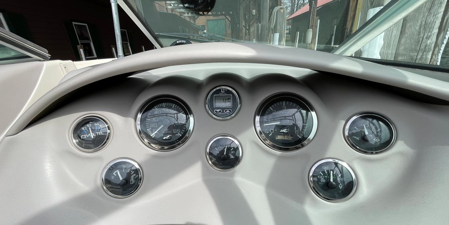 Sea ray 260 bow rider select