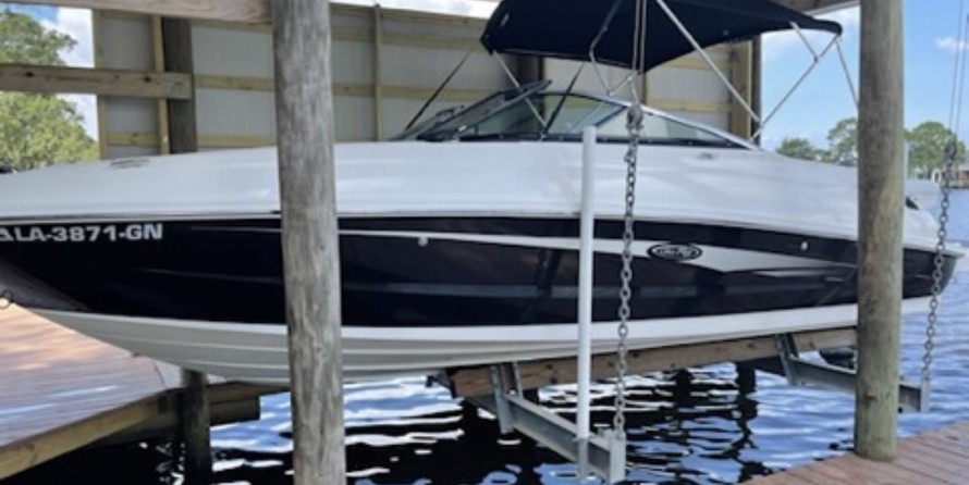 Sea Ray 240 Sundeck