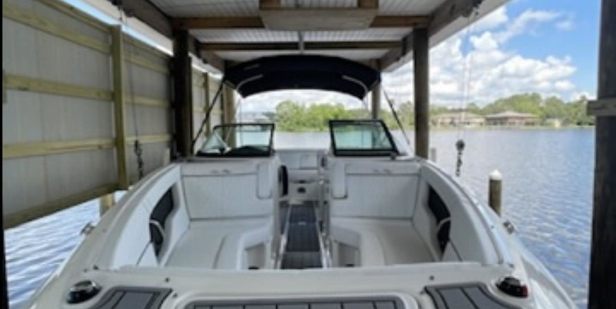 Sea Ray 240 Sundeck