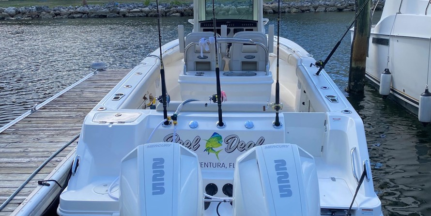 Boston Whaler 250 Outrage