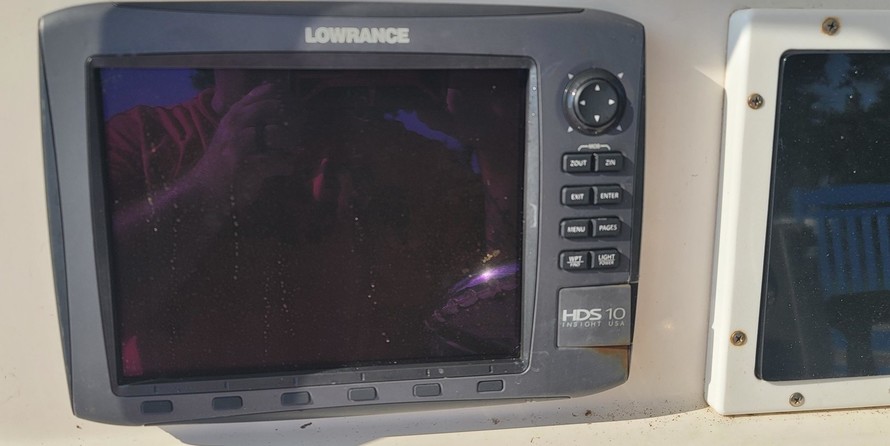Dusky marine 23.3 open