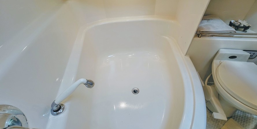 Carver 41 Cockpit Motor Yacht