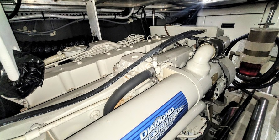 Carver 41 Cockpit Motor Yacht